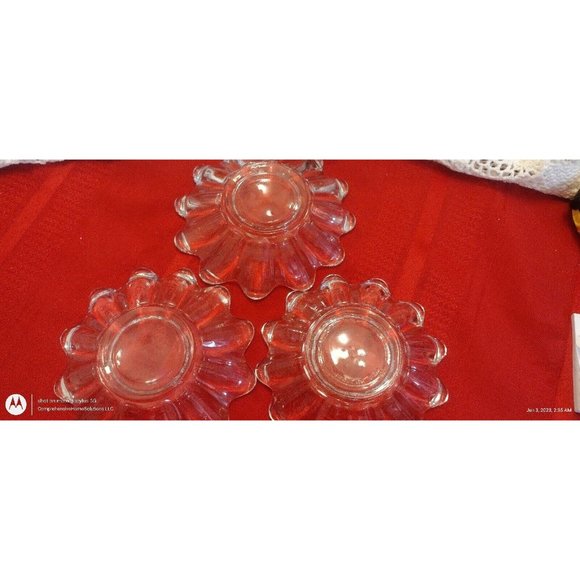 3 PCs Glass Flower Shaped Dish 12 Petals Trinket Bowl Candle Drip Dish - Picture 5 of 6